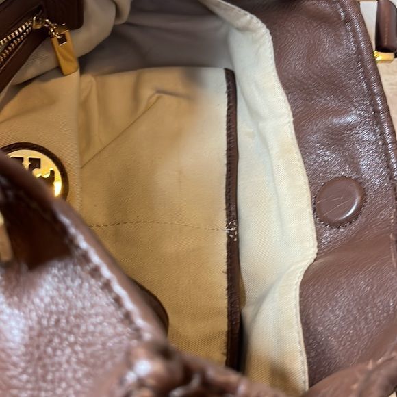 Tory Burch Amanda hobo bag, dark brown leather, great condition - Picture 13 of 16